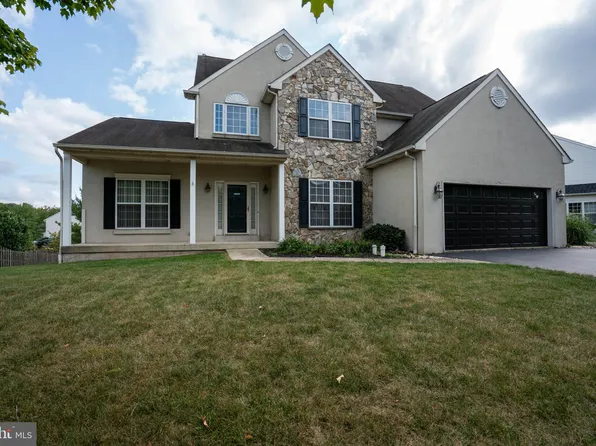 726 Daniel Dr, Collegeville, PA 19426