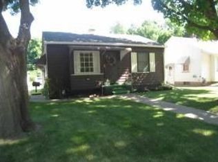 5415 7th Ave, Moline, IL 61265