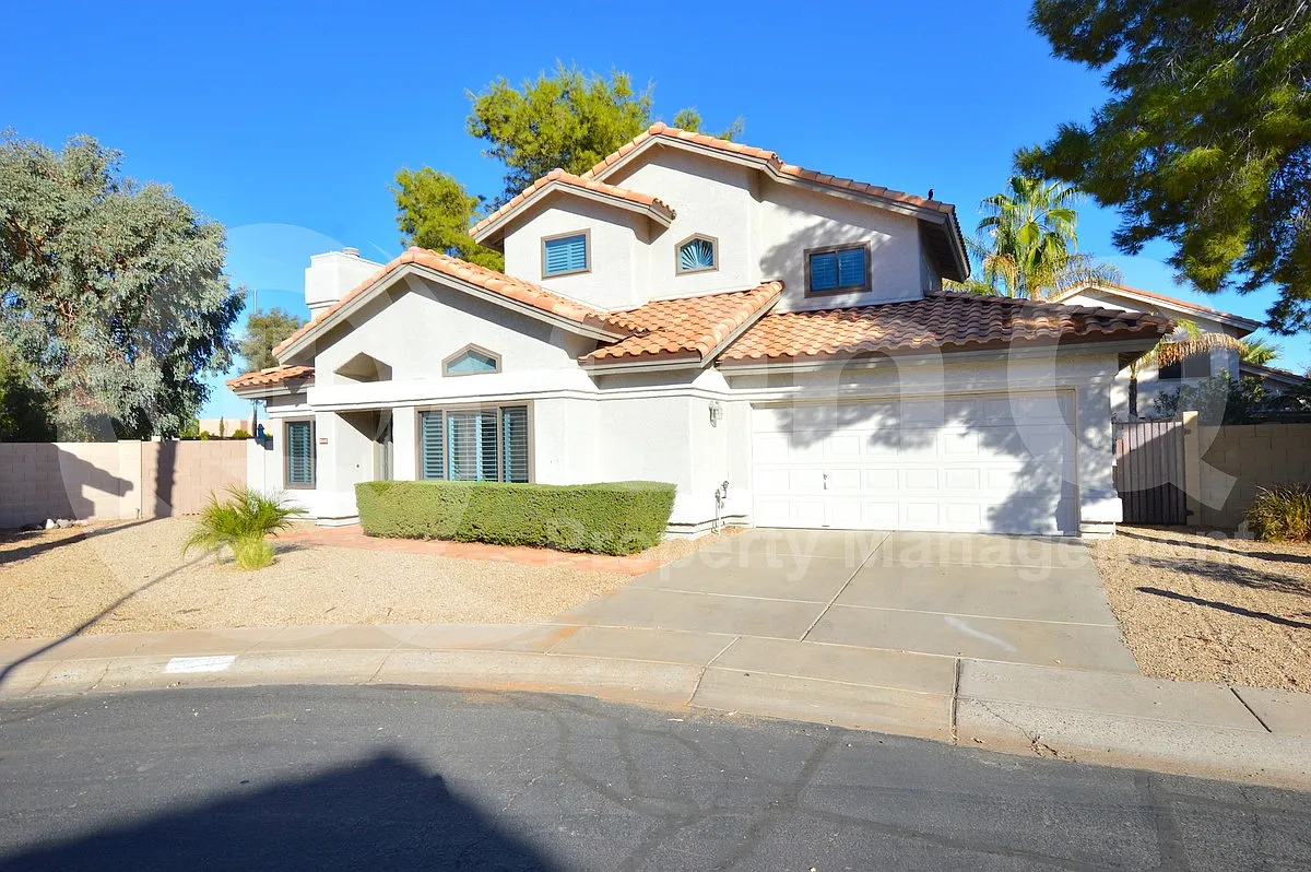 3 bed, 2.0 bath, 1496 sqft, $2,699 — Photo 1