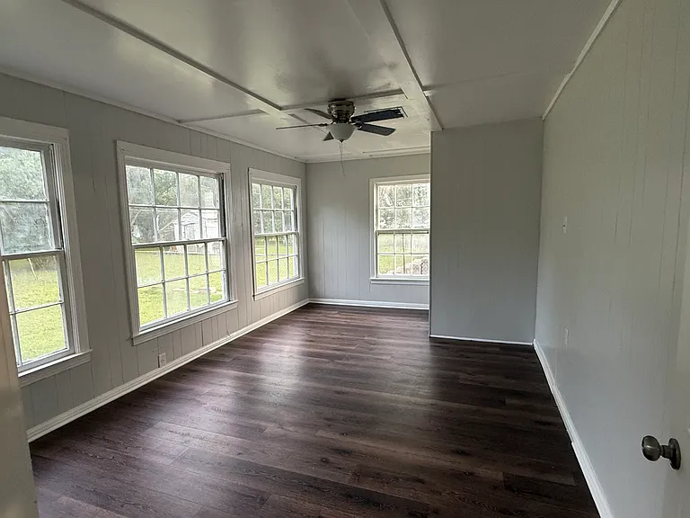 3100 Wenz Ave — Photo 11