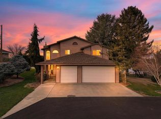 39 Paradise Dr, Burbank, WA 99323