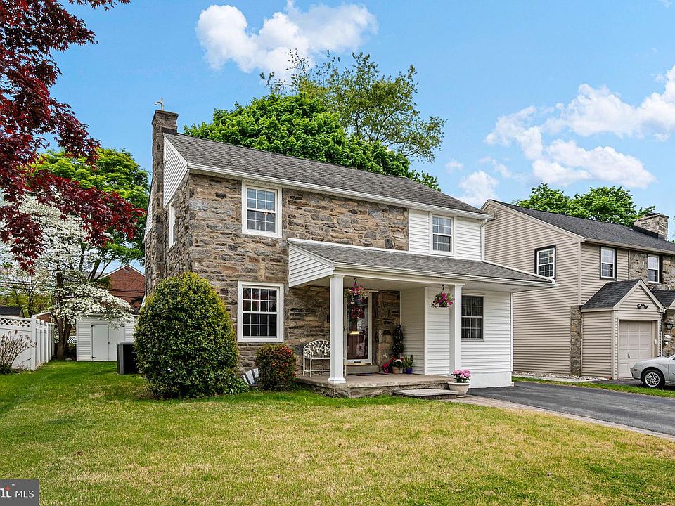 1st image of 481 Maplewood Rd