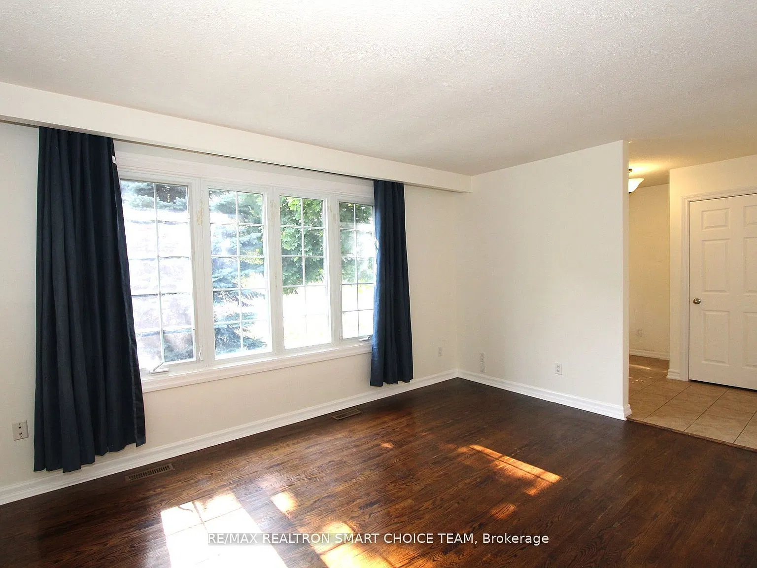 3 bed, $2,600 — Photo 4