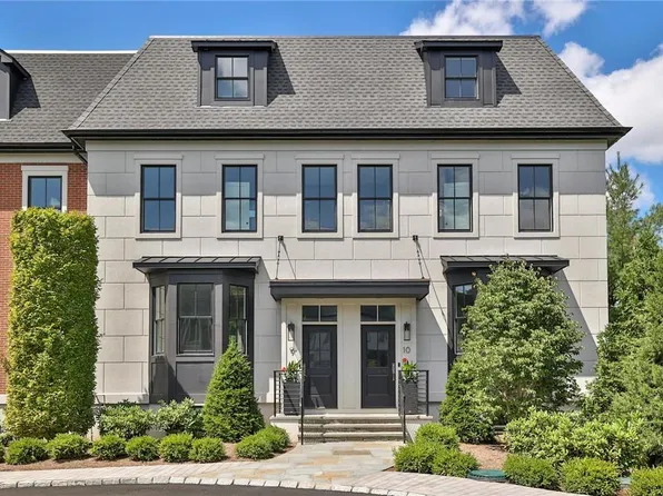 156 Bedford Road #10, Armonk, NY 10504