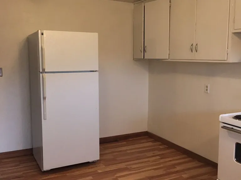2815 Ferry St — Photo 7
