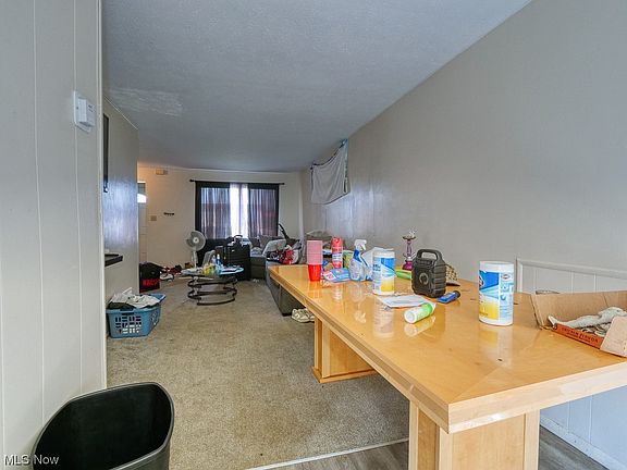 4th image of 4666 Country Ln #122