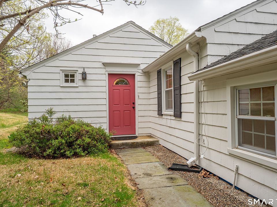 1st image of 30 Hillsboro Dr
