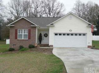 2176 Saint James Church Rd, Newton, NC 28658