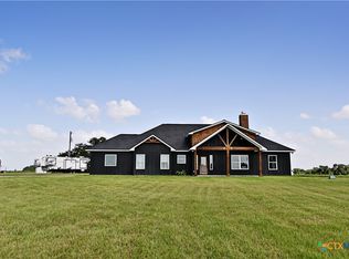 1655 Old Cuero Rd, Yoakum, TX 77995