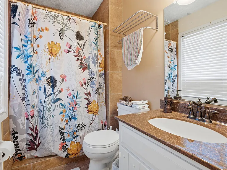 10427 Brown Farm Cir — Photo 35