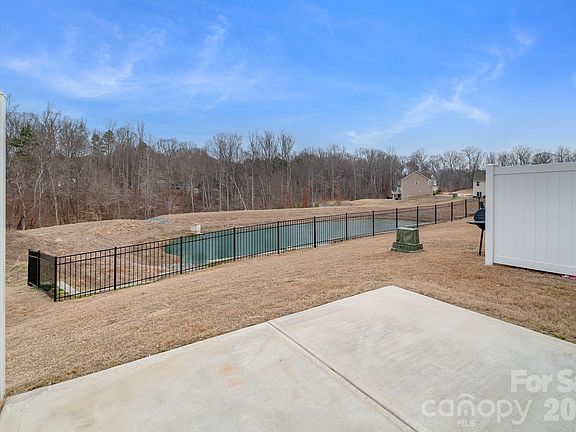 3rd image of 5044 Moss Pine Way