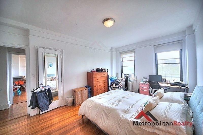 1st image of 50 Plaza St E #2F