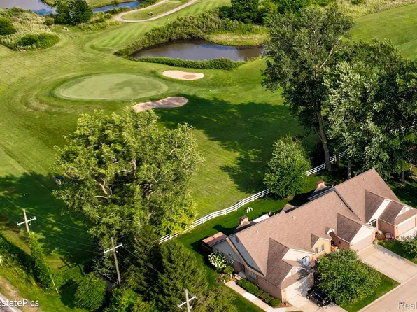 1807 Pebble Creek Dr, Canton, MI 48188