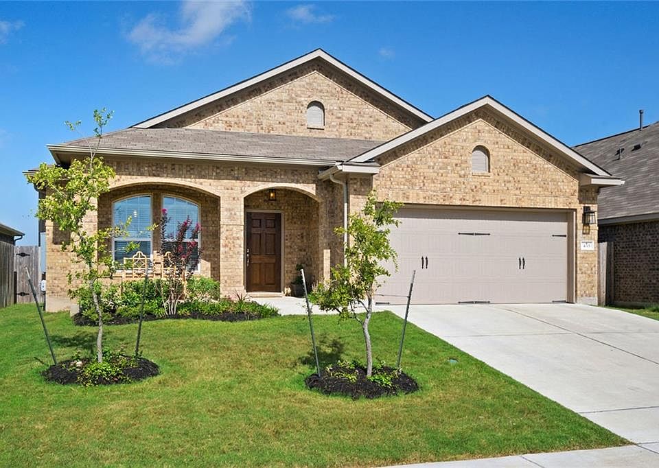 1st image of 435 Vista Gardens Dr