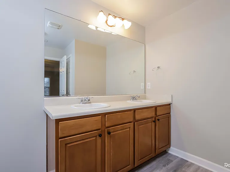 4645 Craver Woods Ct — Photo 14