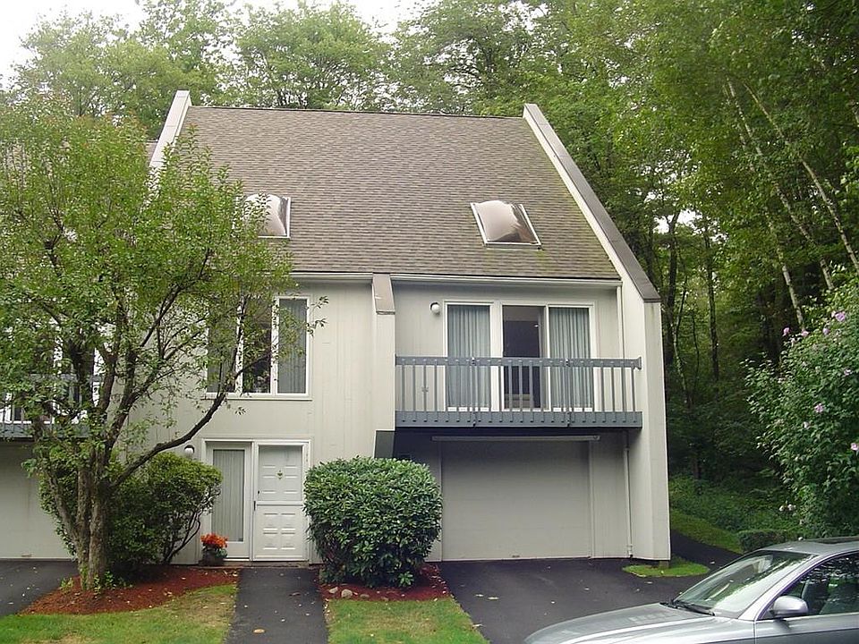 1st image of 32 Woodland Park Dr