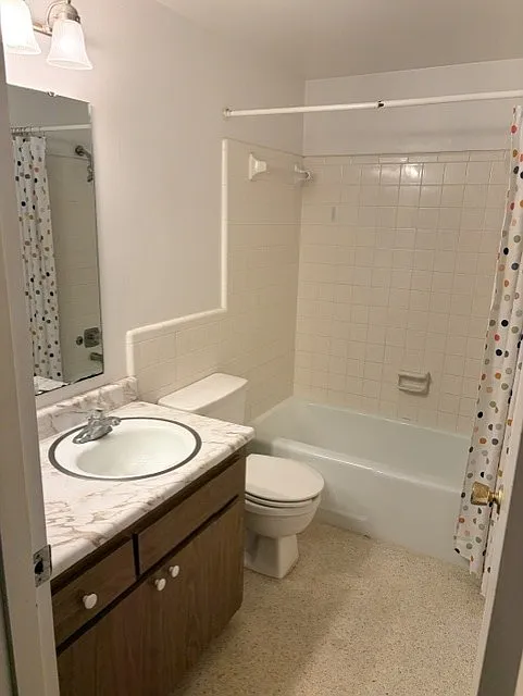 2 bed, 625 sqft, $1,500 — Photo 2