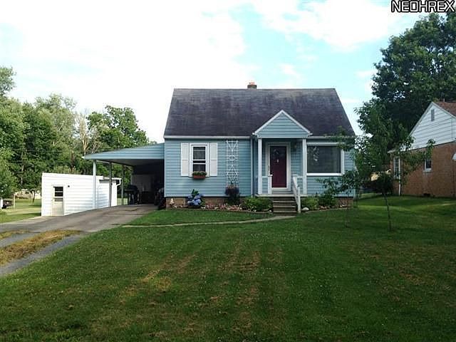 1st image of 156 17th St NE