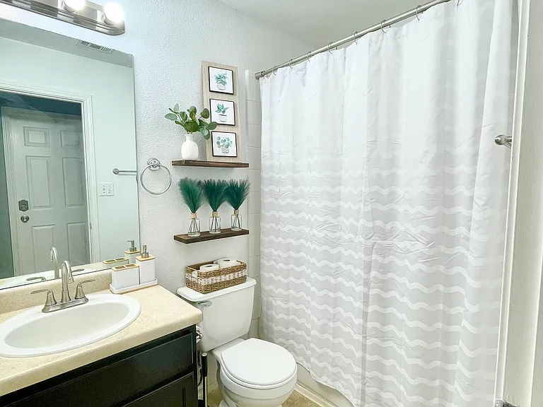 4007 Bur Oak Path — Photo 8