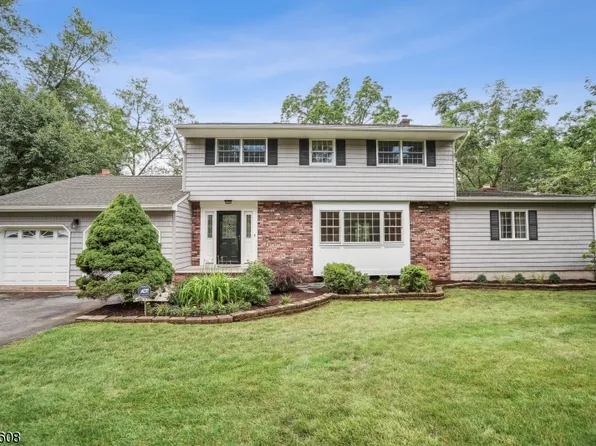 59 Winding Way, Long Hill Twp., NJ 07980