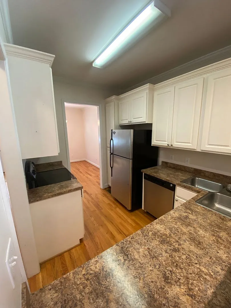 Charming 2-Bedroom Home in Columbia, SC A Perfect Blend of Comfort and Convenience! — Photo 3