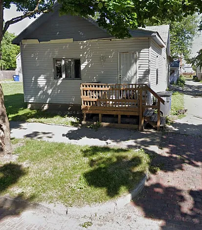 2 bed, 828 sqft, $900 — Photo 1