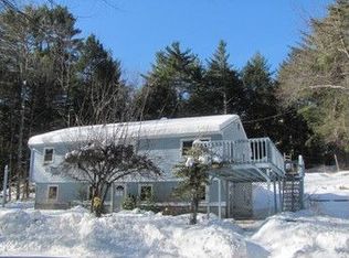 81 Raymond Rd, Deerfield, NH 03037
