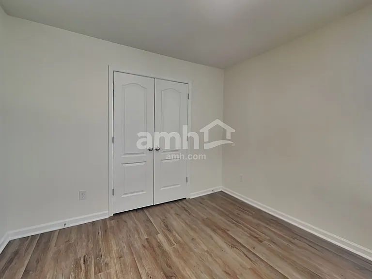 2053 Southlea Dr — Photo 20