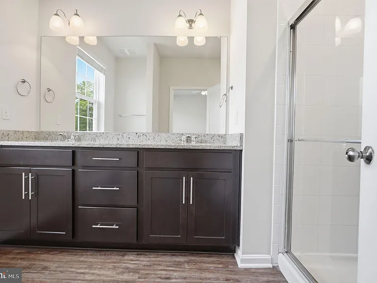 1806 Kellington Ct — Photo 19