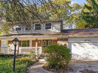 4741 Lakeshore Rd, Fort Gratiot, MI 48059
