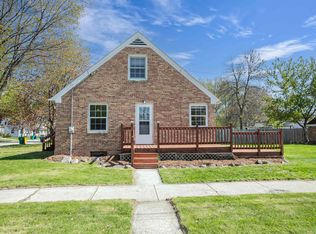 1621 11th Ave, Green Bay, WI 54304