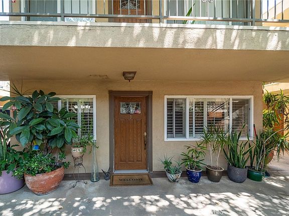 3rd image of 551 W Stocker St APT 3