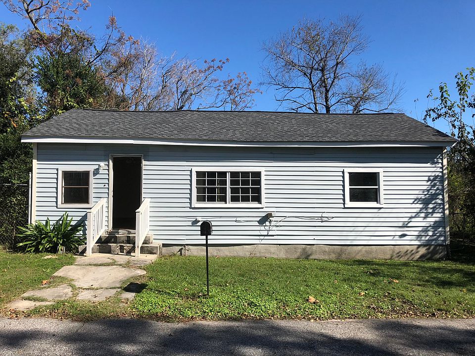 1st image of 1822 Austin Ave