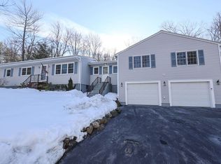 118 Wallace Rd, Goffstown, NH 03045