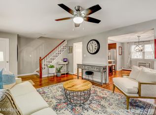 118 Manor Dr, Red Bank, NJ 07701