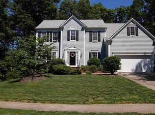 5030 Fairvista Dr, Charlotte, NC 28269
