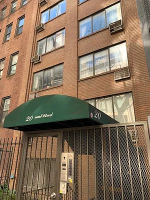 Rented by Bond New York | media 19