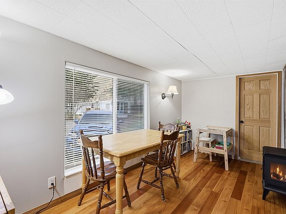 5th image of 2401 Ord Rd #105