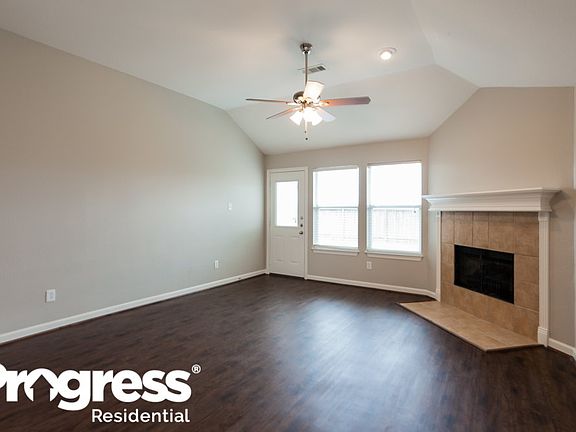 2nd image of 211 Seacrest Blvd