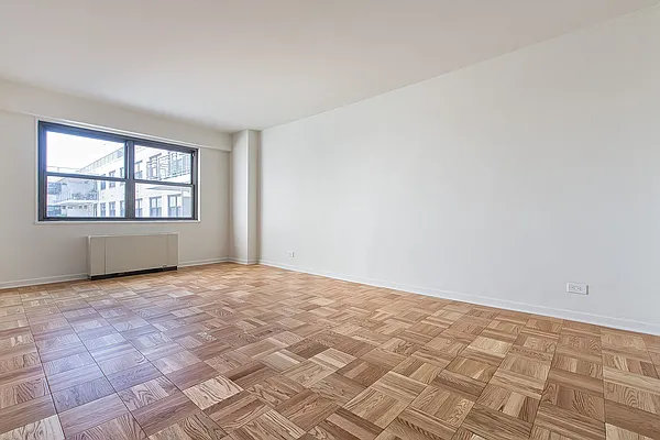 Rented by UES Management | media 4