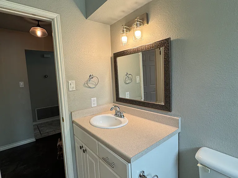 2103 Tonto Ln — Photo 12