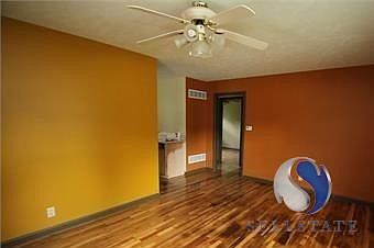 2nd image of 4238 N Park Blvd