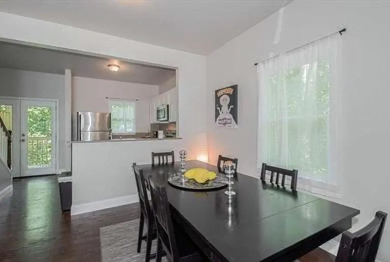 906 Greenwood Ave NE #C — Photo 6