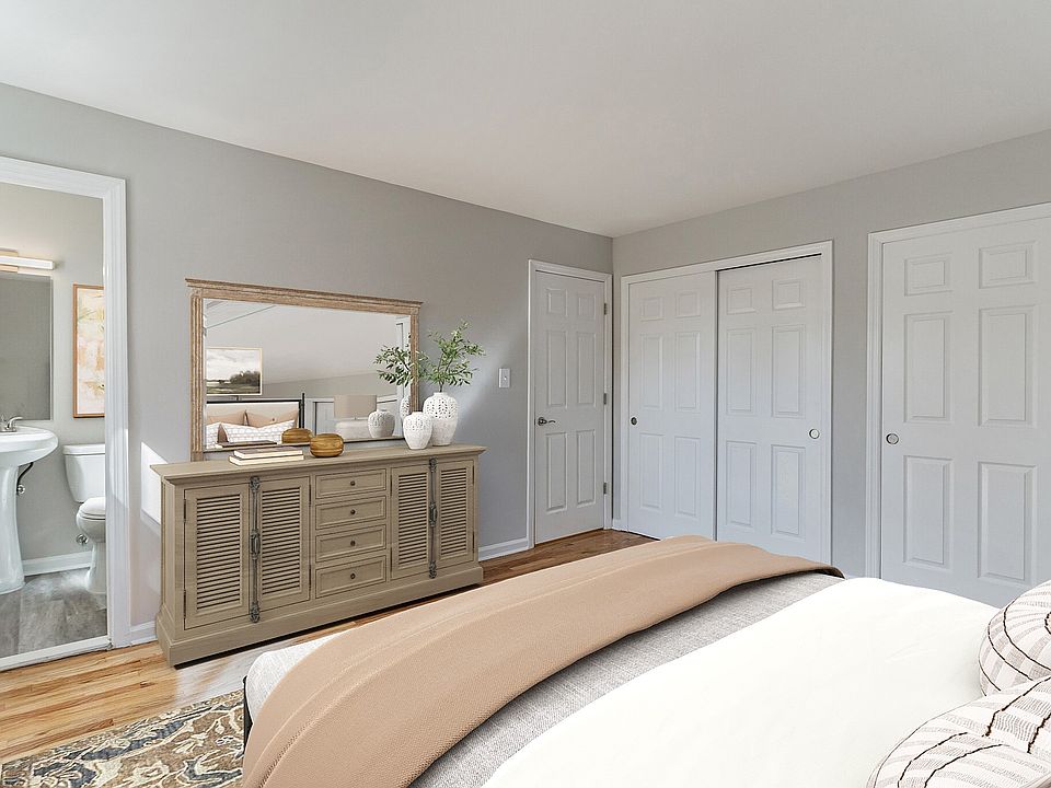 Elevate your living space at Eagle Rock Apartments at North Plainfield. This beautifully designed bedroom offers ample closet space and stylish decor, perfect for relaxation. Don't miss out on making this your new homeschedule a tour today!