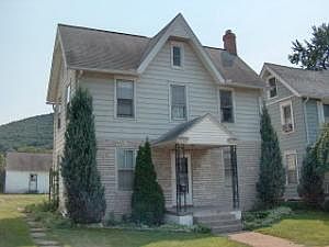 2nd image of 221 W Central