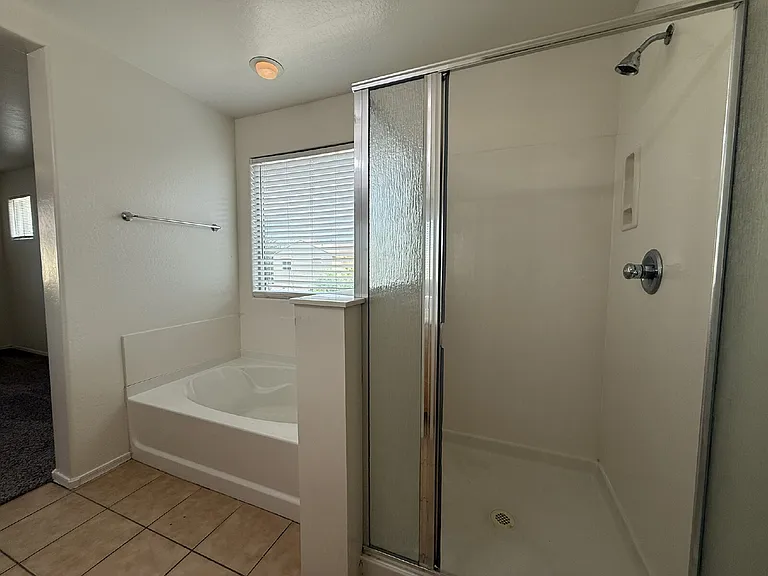 7258 W Palmaire Ave — Photo 31