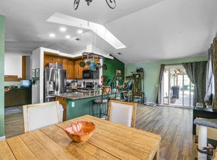 39515 Shadow View Ct, Temecula, CA 92591