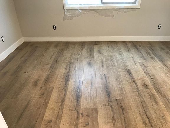 3rd image of 856 N El Molino Ave #860