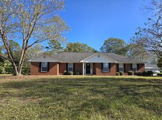 1105 Meadowcroft Dr, Sumter, SC 29154