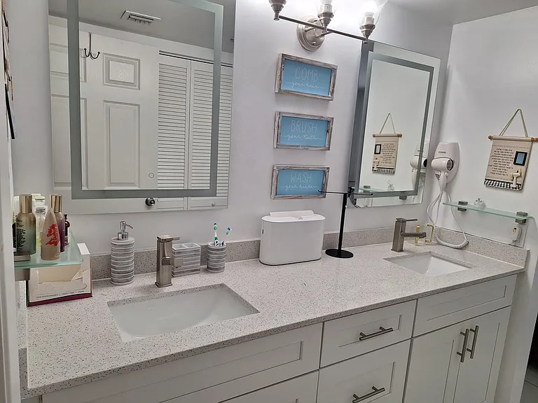 9156 Collins Ave #210 — Photo 7